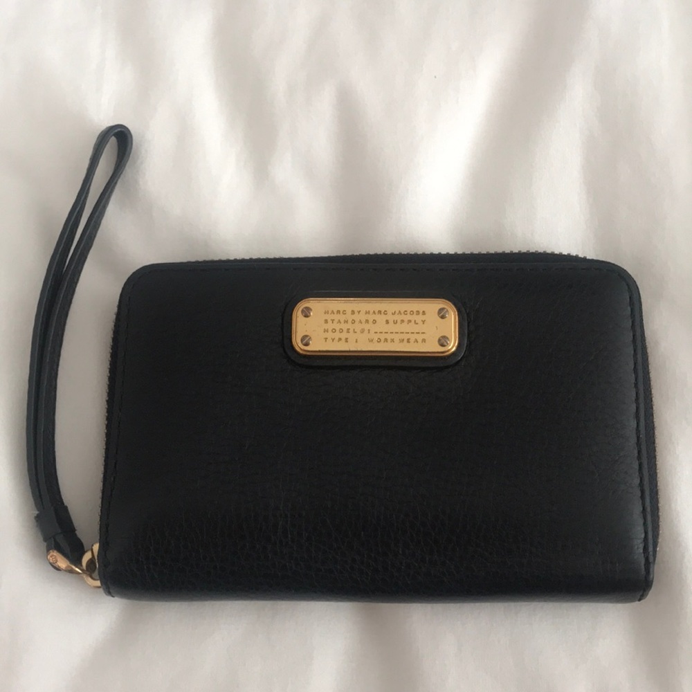 Wallet/phone case